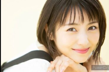 浜辺美波　写真集