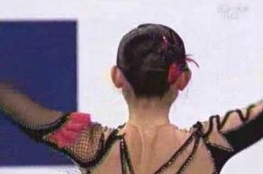 【安藤美姫】～ 肉離れ途中棄権で涙