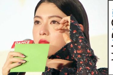 三吉彩花、矢口監督からのサプライズの手紙に涙　「私が主演で大丈夫なんだろうかと…」　映画「ダンスウィズミー」初日舞台あいさつ