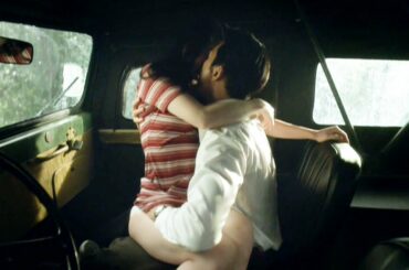 【映画紹介】我慢できずに部下の妻と車の中でやりたい放題『情愛中毒』