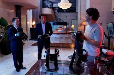 ✅  テレビ試写室：「相棒season19」　VR世界を捜索する未知なる展開へ　ゴーグル姿の特命係にクスり