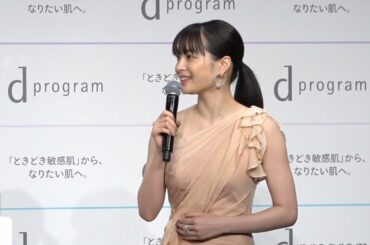 広瀬すず、ワンショルダードレスで登場も「恥ずかしい…」 　2020年の“肌”目標は「きれいな○に負けない肌」／ねとらぼエンタ