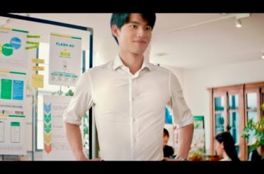 岡田健史が白シャツまぶしい筋肉美のビジネスマンに/明治「ザバス MILK PROTEIN」CM 岡田健史が白シャツまぶしい筋肉美のビジネスマンに/明治「ザバス MILK PROTEIN」CM