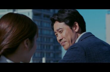 この笑顔を信じてはいけない!?大泉洋はじめ、全員ウソだらけ！　映画『騙し絵の牙』予告編