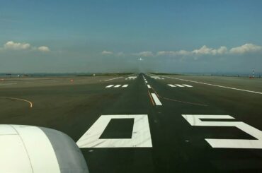 Tokyo Haneda Airport Runway 05 Take-off / 快晴の羽田空港 D滑走路離陸 (ANA 787-8)
