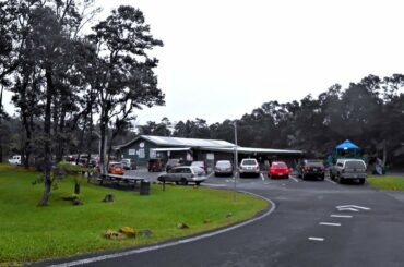 ボルケーノ スワップ ミート( 隔週土曜クーパーセンターで開催 ) ：Volcano Swap meet Saturday at Cooper Center. /ぶらり旅ハワイ