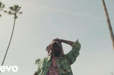 Alicia Keys - Underdog (English Lyric Video)