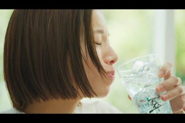 サントリージャパニーズジン翠（SUI）『食べる食べる食べる～ご当地居酒屋メシ当たる！～』48秒 サントリー