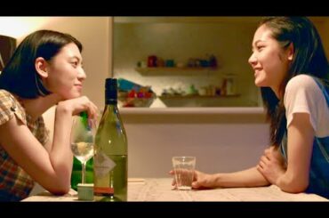 妊娠した阿部純子と親友の三吉彩花、二人のターニングポイント／映画『Daughters』本編映像