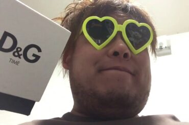 与沢翼さんが愛してやまないドルチェ＆ガッバーナ(ドルガバ)の腕時計の箱の匂いを嗅いでみた！(天国のアバンティーズエイジさんを想いながら)