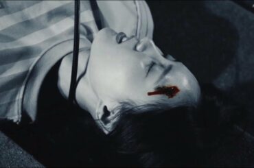 【乃木坂46】賀喜遥香が後ろから羽交い絞めに・・・襲われる衝撃シーンがオンエア・・・