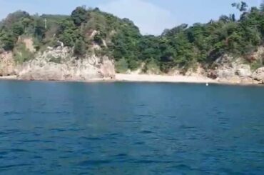 上関港を出発、上関大橋をくぐり漁場へ向かう　山口県上関町