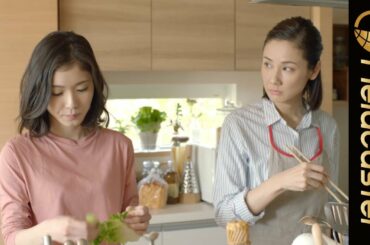 母親役の吉田羊と娘役の松岡茉優がすごくいい「笑え、家族。おいひい」篇