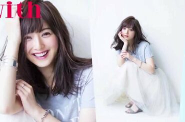 佐々木希ちゃんが紹介！ with8月号の付録「SNOOPY×with ビッグトート」☆ 表紙撮影メイキングも公開!!