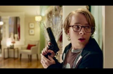 ホラー版“ホーム・アローン”!?留守番中に不審者が!!映画『ベター・ウォッチ・アウト クリスマスの侵略者』予告編