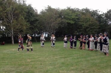「エムシリムセ」.(苫小牧アイヌ文化保存会)