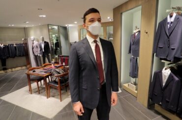 처음 자신의 수트 핏을 본 외린이🇺🇸(울어라 짝)