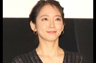 俳優の仲野太賀、吉岡里帆、寛一郎、佐藤快磨監督が11日、都内で行われた映画『泣く子はいねぇが』（20日公開）の特別上映会に登場した。初の母親役を務めた吉岡は「監督からは『主人公のたすくに後悔を抱かせる