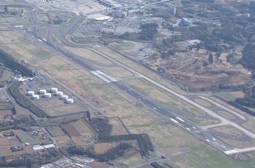 成田空港、滑走路1本を当面閉鎖へ　コロナで発着激減