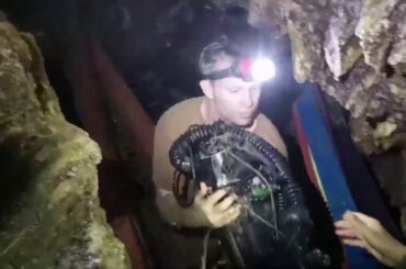 Inside Thai cave with rescue divers