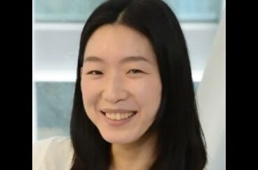 ✅  放送中のドラマ「♯リモラブ～普通の恋は邪道～」（日本テレビ系）で鐘木パルプコーポレーションの健康管理室に勤務する精神科医・富近ゆりを演じている江口のりこ。前クール放送の「半沢直樹」（TBS系）で