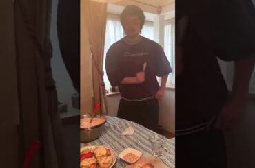 aikoのためにシュークリーム作るKing gnu井口理