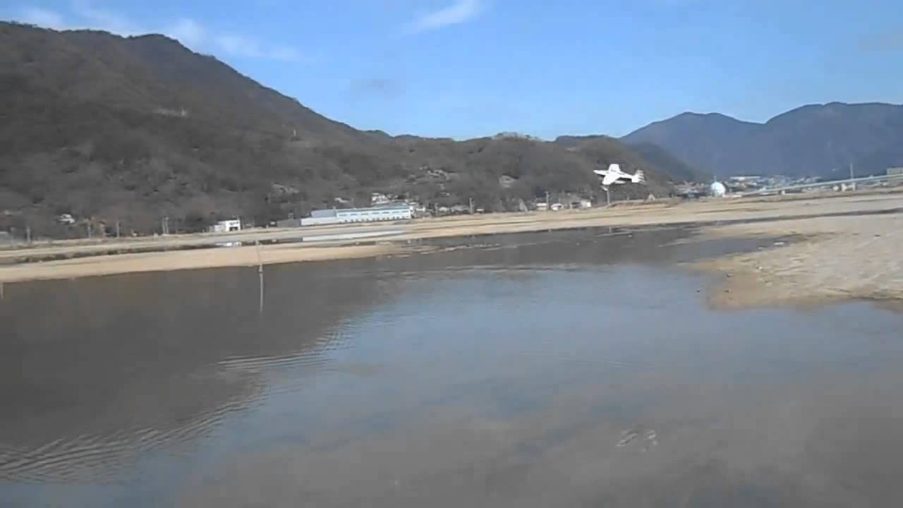 デコパネ水上機でスローフライト！2016 02 18 EDGE540
