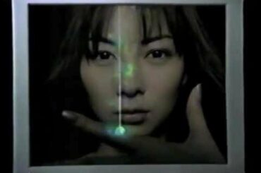 プリウスCM　伊東美咲