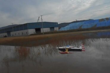 デコパネ水上機でスローフライト！2016 10 14 EDGE540