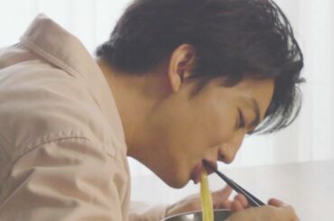 伊藤健太郎、CMでラーメン3杯分爆食！「もっと食べたかった…」　マルハニチロ『横浜あんかけラーメン』『五目シュウマイ～香りと旨み～』の新TV-CM