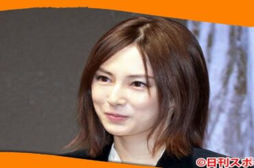 ✅  北川景子が第１子出産後初の公の場　綾野剛も祝福 - シネマ : 日刊スポーツ