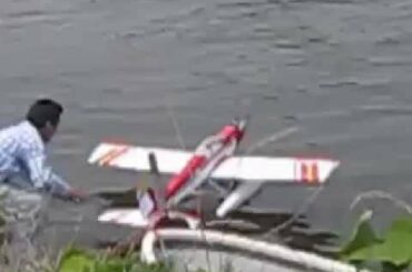 　RC水上機