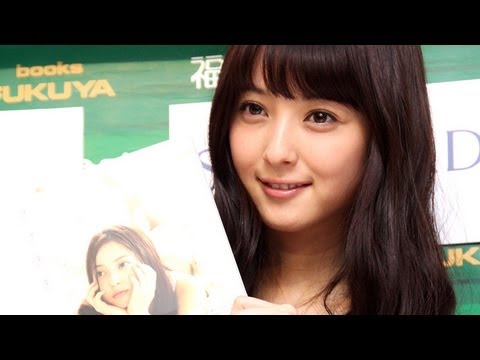 佐々木希 「今は水着に抵抗ない」 5年ぶりの写真集で"素の自分"アピール #Nozomi Sasaki #photo album 佐々木希 「今は水着に抵抗ない」 5年ぶりの写真集で"素の自分"アピール #Nozomi Sasaki #photo album