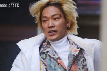 綾野剛、ヤクザから命がけの逃走！映画「ヤクザと家族 The Family」本編映像