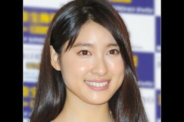 女優の土屋太鳳が12月7日、インスタグラムで「今際の国のアリス」（ネットフリックスで配信）のワールドプレミアイベントの写真を公開した。このバストがすごすぎるとして注目を集めている。「Gカップの爆裂バ…