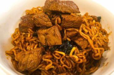 8分でチャレンジ！映画『パラサイト　半地下の家族』ジャージャー・ラーメンの作り方動画