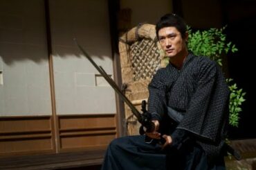 『天外者』(C)2020「五代友厚」製作委員会『コンフィデンスマンJP』では“イケメン”を笑いに昇華【週末シネマ】7月18日に亡くなった三浦春馬の最後の主演映画『天外者』が公開された。薩摩藩士から明治