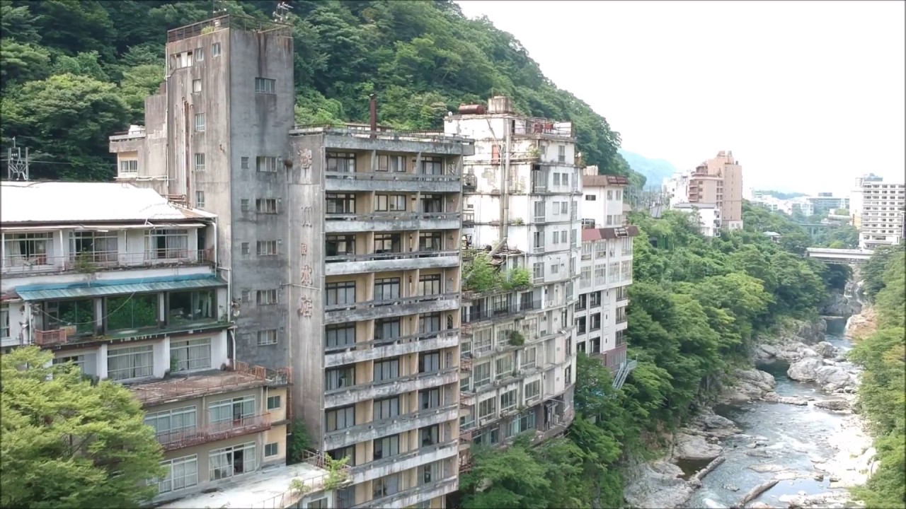 2018ドローン空撮　DJI SPARKで撮る鬼怒川温泉の巨大廃墟ホテル