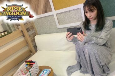 パジャマ着てゲームする。