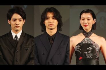 山崎賢人＆三吉彩花＆赤楚衛二ら、中国語であいさつ（授賞式 ＷＥＩＢＯ ／山崎賢人 三吉彩花 赤楚衛二）