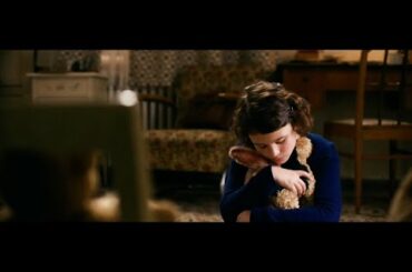 ぬいぐるみ、1つだけなんて選べない…映画『ヒトラーに盗られたうさぎ』本編映像