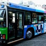 【バス】「東京2020オリンピック&パラリンピックマスコットラッピング都営バス」錦糸町駅発着シーンです。