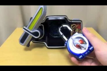 カプセルロックシード09　ブレイドロックシード(LED ver.)