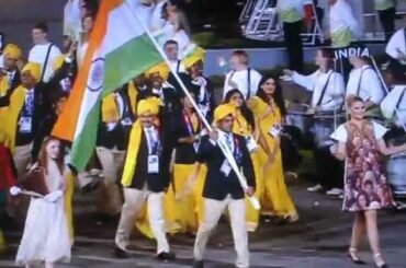 ロンドンオリンピック開会式　謎の女性