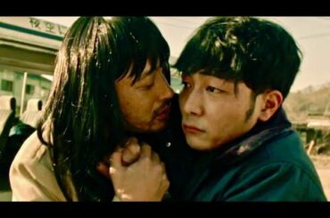 主人公・田中俊介と謎の女装男・宇野祥平が出会ってしまった／映画『恋するけだもの』本編映像