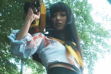 内田理央がセーラー服にふんどし姿でチェーンソー振り回すゾンビ映画『血まみれスケバンチェーンソー』予告編