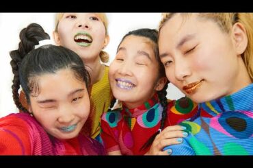 T87 - CHAI、『ダイナ荘びより』イメージソング「愛そうぜ！」リリース。今夜MVも公開