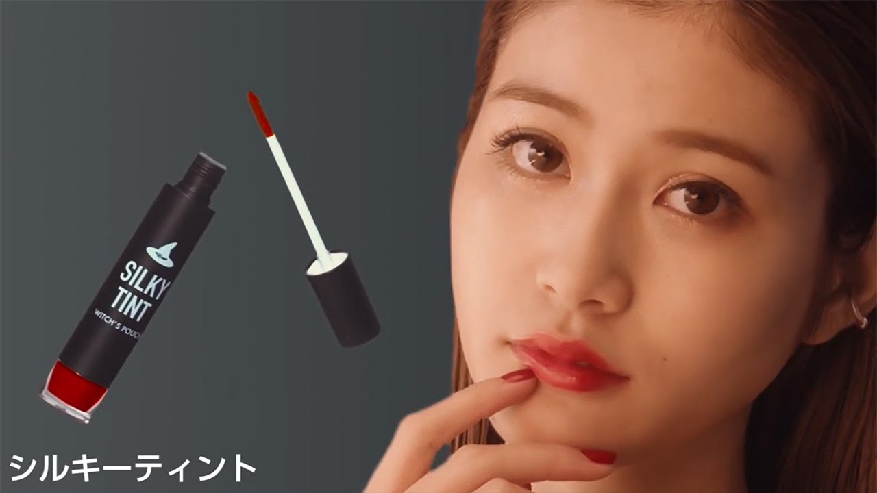 “めるる”生見愛瑠、肌見せ黒ドレス、透け感ピンクコーデ… クール&ラブリーに四変化