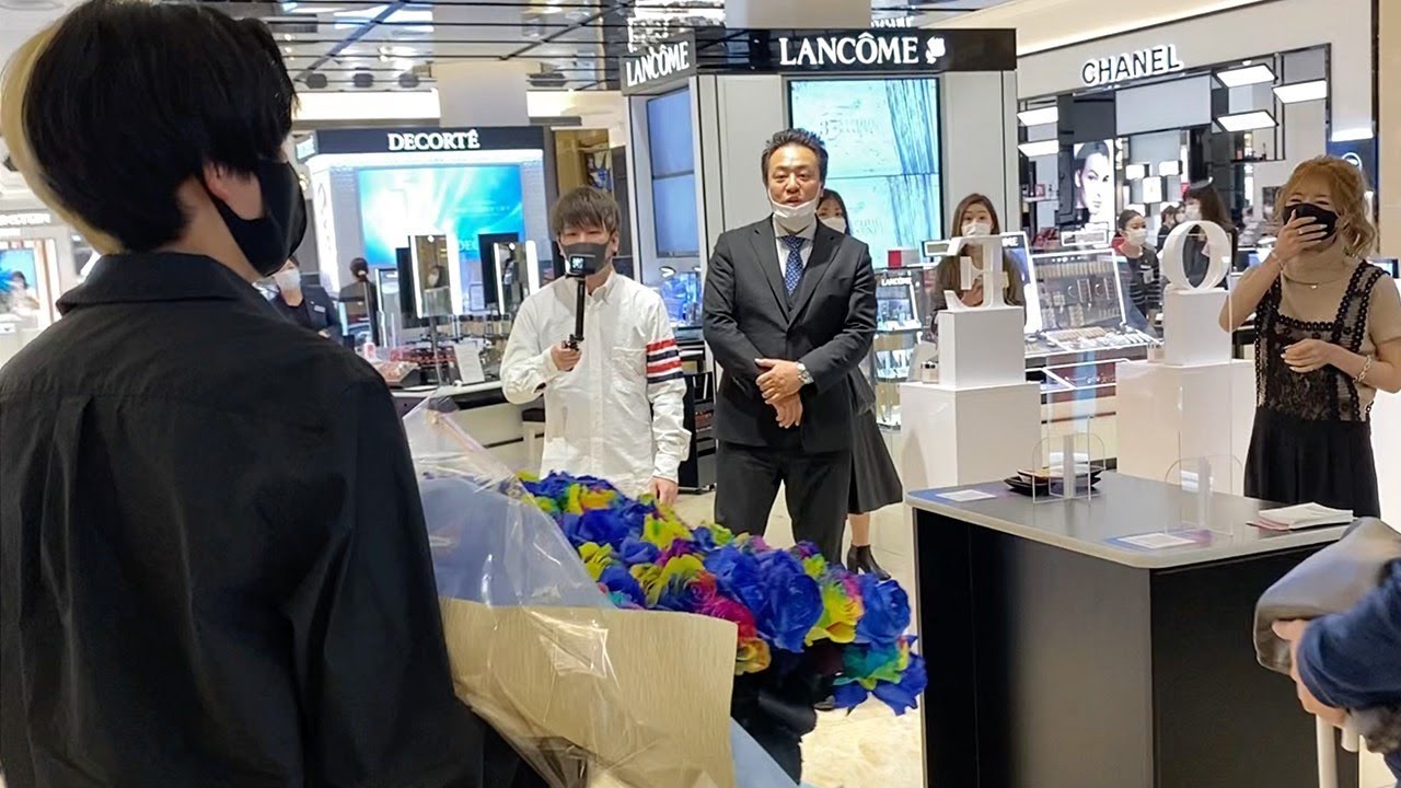 大阪にいる門りょうに会いに行き突然100本の薔薇を渡してみた…