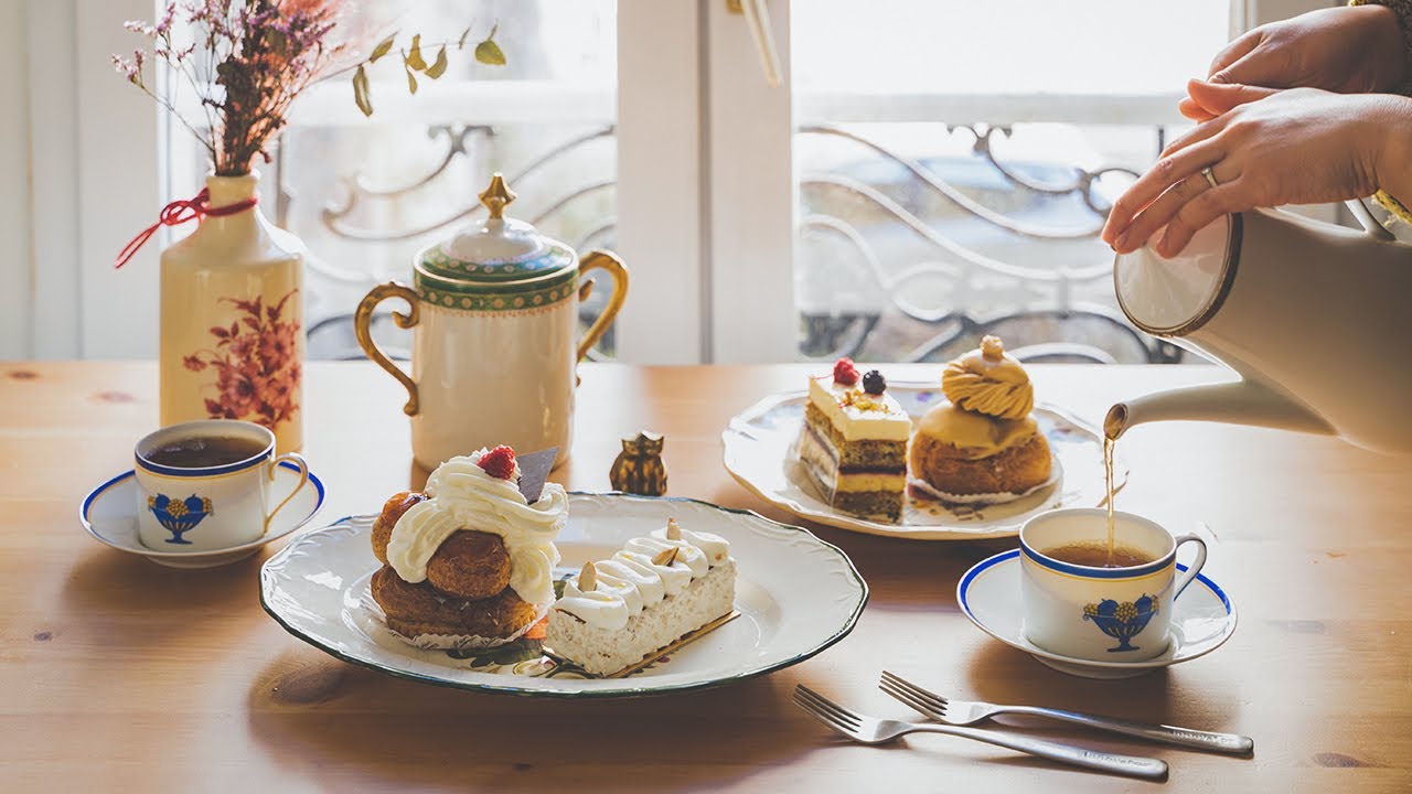 Vlog暮らし|おうちカフェ|誕生日のお祝いに気になっていたパン屋さんのケーキを食べる|パリ2人生活|日常|SUB